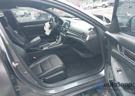 2018 Honda Accord Sport из США, поврежденный, VIN 1HGCV1F39JA172577